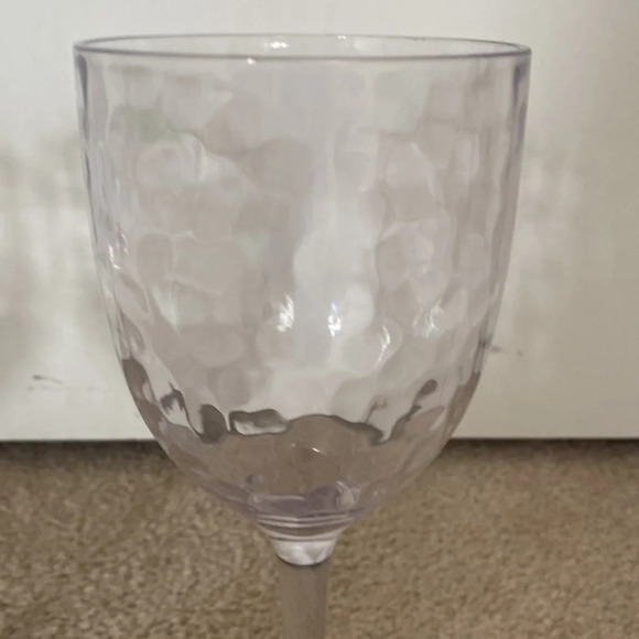 Plastic wine glasses set of 4 - Picture 2 of 6